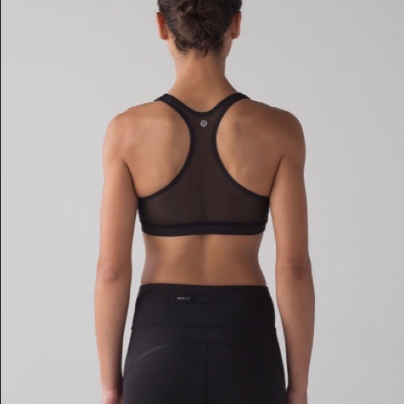 LULULEMON SMOOTH STRIDE BRA BLACK SIZE 6 (AU 10) - Picture 3 of 7